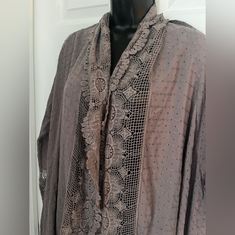 Paparazzi Lace Trimmed taupe gray Cape cardigan cover size M - Picture 16 of 16